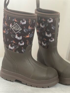Muck Boots - size 2 - chickens - unisex